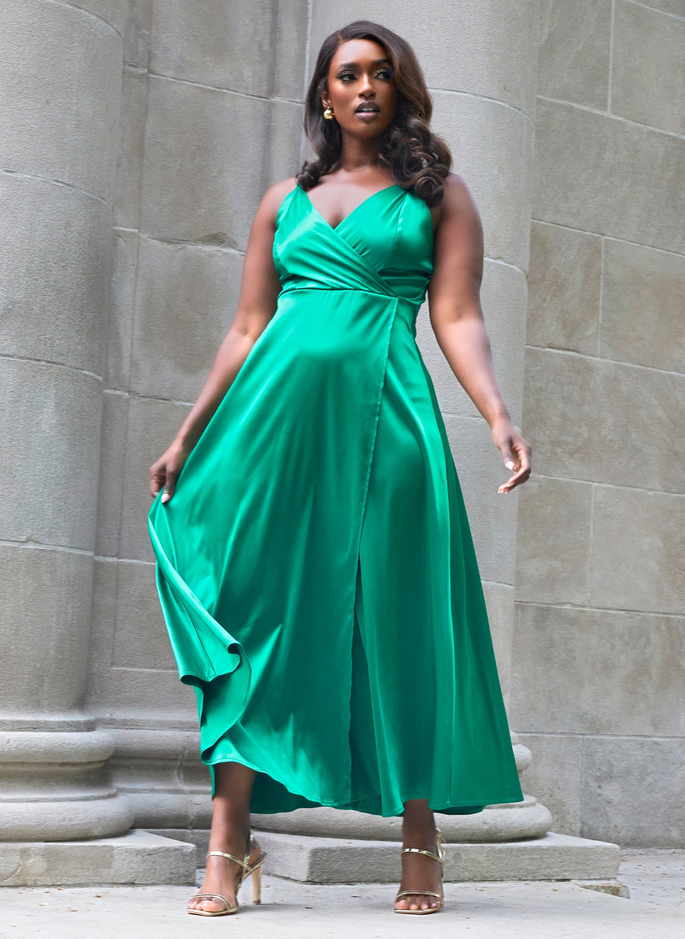 Thalia Satin Midi A Line Dress W. Slit - Emerald